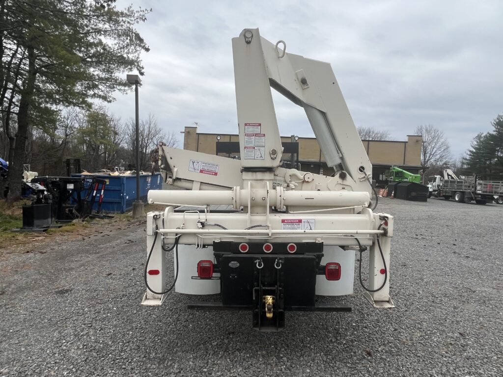 National L95 Mounted on 1993 Ford F800 National L95 Mounted on 1993 Ford F800