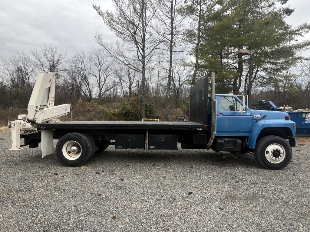 National L95 Mounted on 1993 Ford F800 National L95 Mounted on 1993 Ford F800